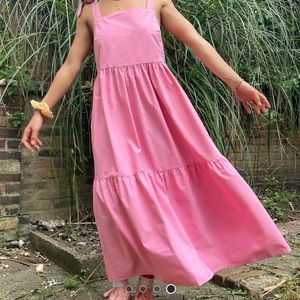 STRADIVARIUS BUBBLEGUM PINK MIDI DRESS